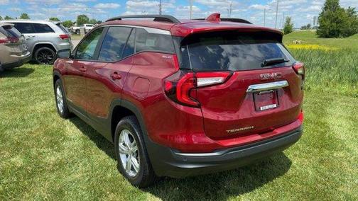 Cayenne Red Tintcoat 2022 GMC Terrain SLE