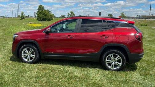 Cayenne Red Tintcoat 2022 GMC Terrain SLE