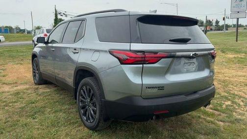 Sterling Gray Metallic 2023 Chevrolet Traverse RS