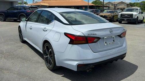 Gray Sky Pearl 2024 Nissan Altima 2.5 SR
