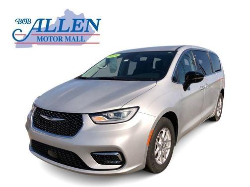 Silver Mist Clearcoat 2024 Chrysler Pacifica Touring-L
