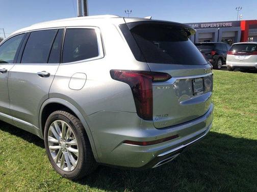 2023 Cadillac XT6 Premium Luxury AWD