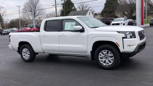 2022 Nissan Frontier SV