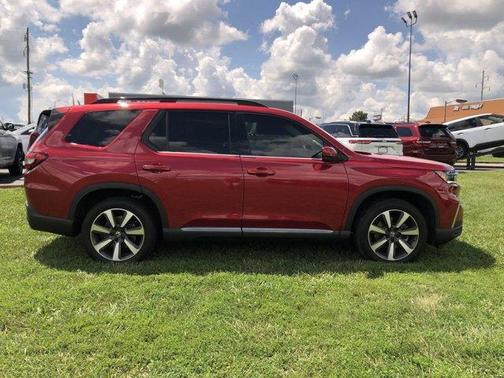 2023 Honda Pilot Touring