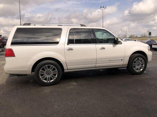 2014 Lincoln Navigator L