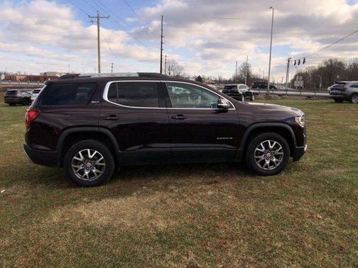 2020 GMC Acadia SLT