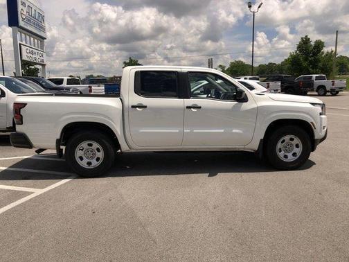 2024 Nissan Frontier S