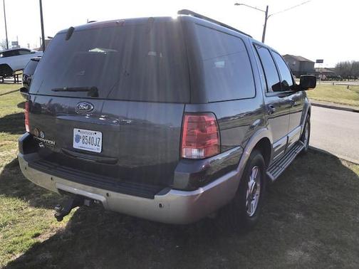 Photo 5 of 23 of 2005 Ford Expedition King Ranch
