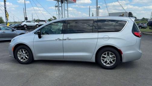 Silver Mist Clearcoat 2024 Chrysler Pacifica Touring-L