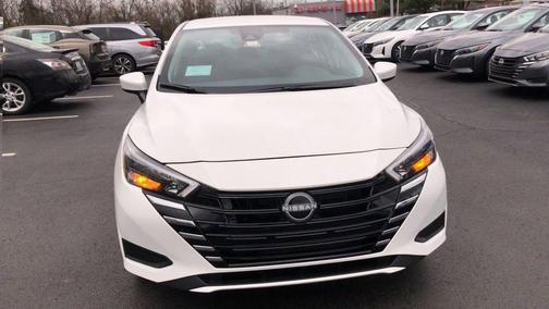 2025 Nissan Versa 1.6 SV