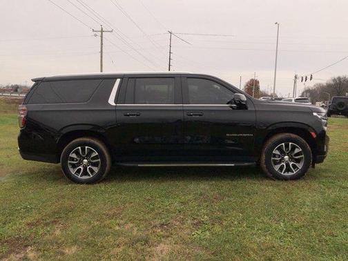 2021 Chevrolet Suburban LT