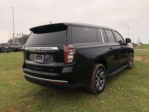 2021 Chevrolet Suburban LT