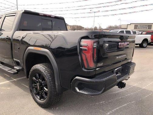 2024 GMC Sierra 2500 AT4