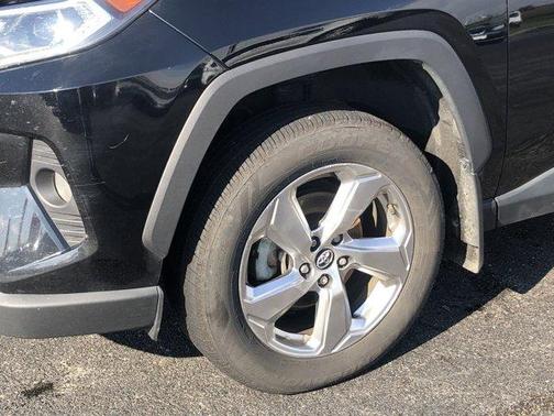 2021 Toyota RAV4 Hybrid XLE Premium