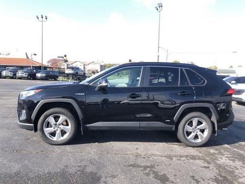 2021 Toyota RAV4 Hybrid XLE Premium