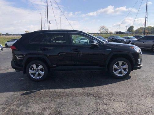 2021 Toyota RAV4 Hybrid XLE Premium