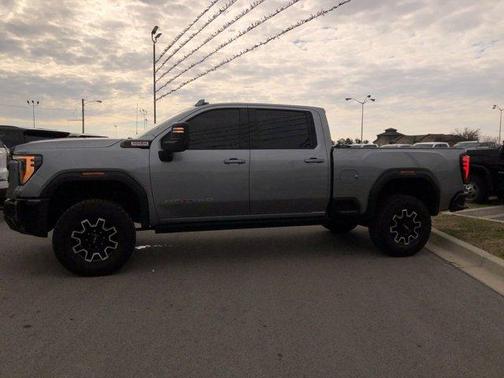 2024 GMC Sierra 2500 AT4X