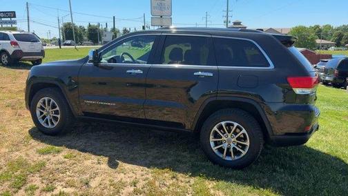 Brilliant Black Crystal Pearlcoat 2015 Jeep Grand Cherokee Limited