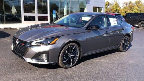 2025 Nissan Altima SR