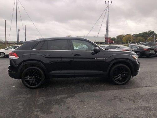 2022 Volkswagen Atlas Cross Sport 3.6L V6 SE w/Technology