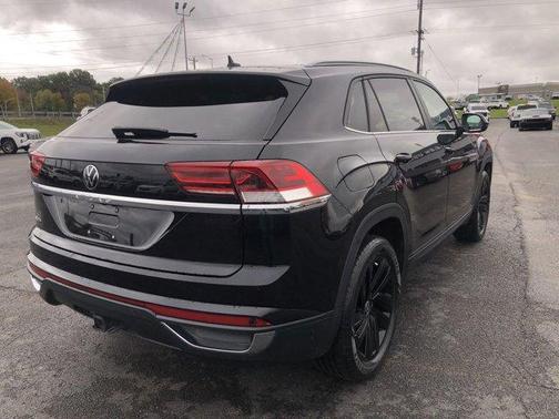 2022 Volkswagen Atlas Cross Sport 3.6L V6 SE w/Technology