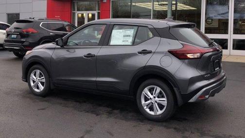 2025 Nissan Kicks Play S