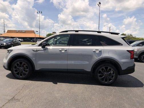 2022 Kia Sorento X-Line EX