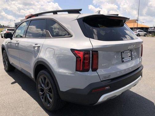 2022 Kia Sorento X-Line EX