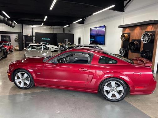 2006 Ford Mustang GT Premium