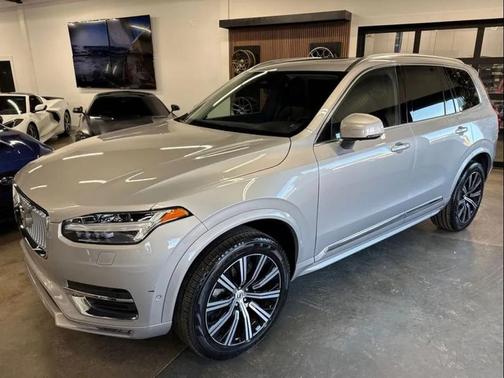 2025 Volvo XC90 B6 Plus 7-Seater