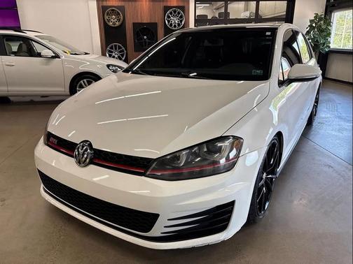 Pure White 2016 Volkswagen Golf GTI 2.0T Autobahn w/Performance Package 4-Door