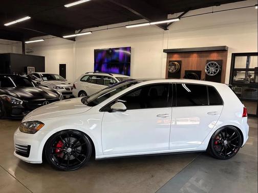 Pure White 2016 Volkswagen Golf GTI 2.0T Autobahn w/Performance Package 4-Door