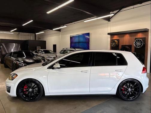 Pure White 2016 Volkswagen Golf GTI 2.0T Autobahn w/Performance Package 4-Door