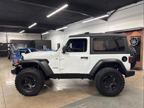 2021 Jeep Wrangler Sport
