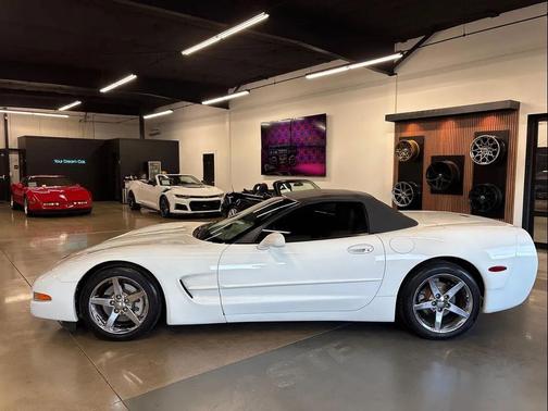 1998 Chevrolet Corvette Base