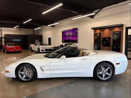 1998 Chevrolet Corvette Base
