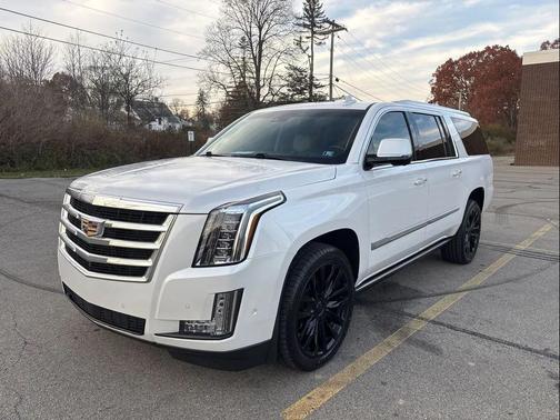 2018 Cadillac Escalade ESV Premium Luxury
