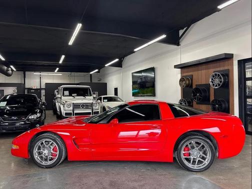 2002 Chevrolet Corvette Base