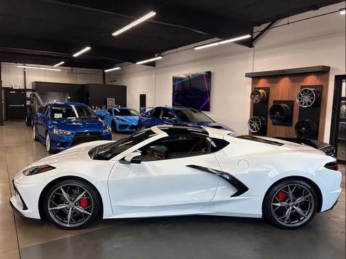 2021 Chevrolet Corvette Stingray w/2LT