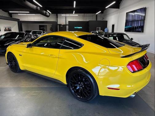 2017 Ford Mustang GT