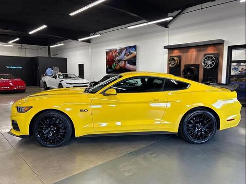 2017 Ford Mustang GT