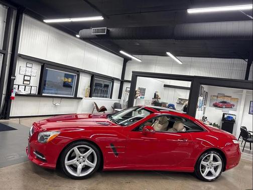 Red 2016 Mercedes-Benz SL-Class SL 400