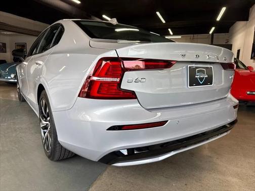 2025 Volvo S60 B5 Core
