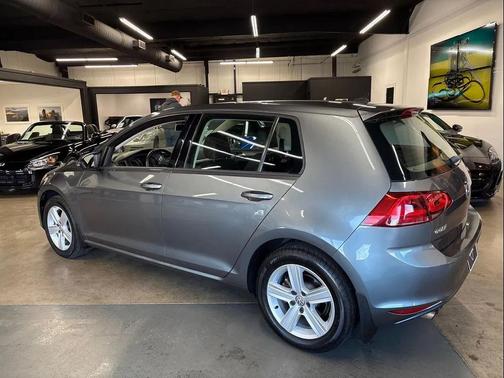 2017 Volkswagen Golf TSI Wolfsburg Edition 4-Door