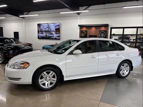 Summit White 2013 Chevrolet Impala LT