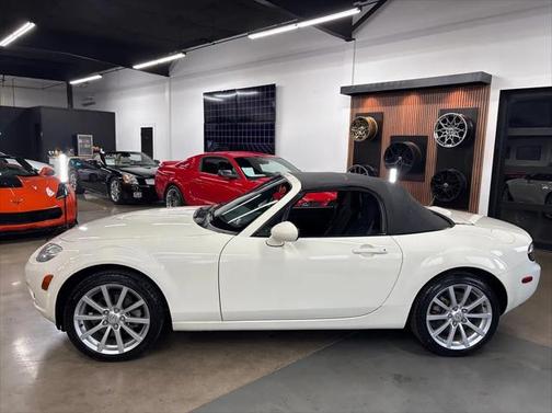 2006 Mazda MX-5 Miata Sport
