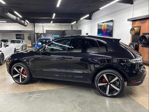 2023 Porsche Macan S