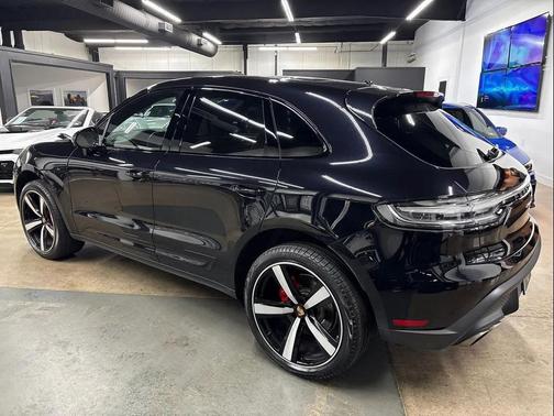 2023 Porsche Macan S