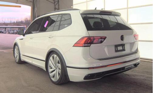 2022 Volkswagen Tiguan 2.0T SE R-Line Black 4MOTION