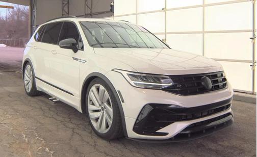 2022 Volkswagen Tiguan 2.0T SE R-Line Black 4MOTION